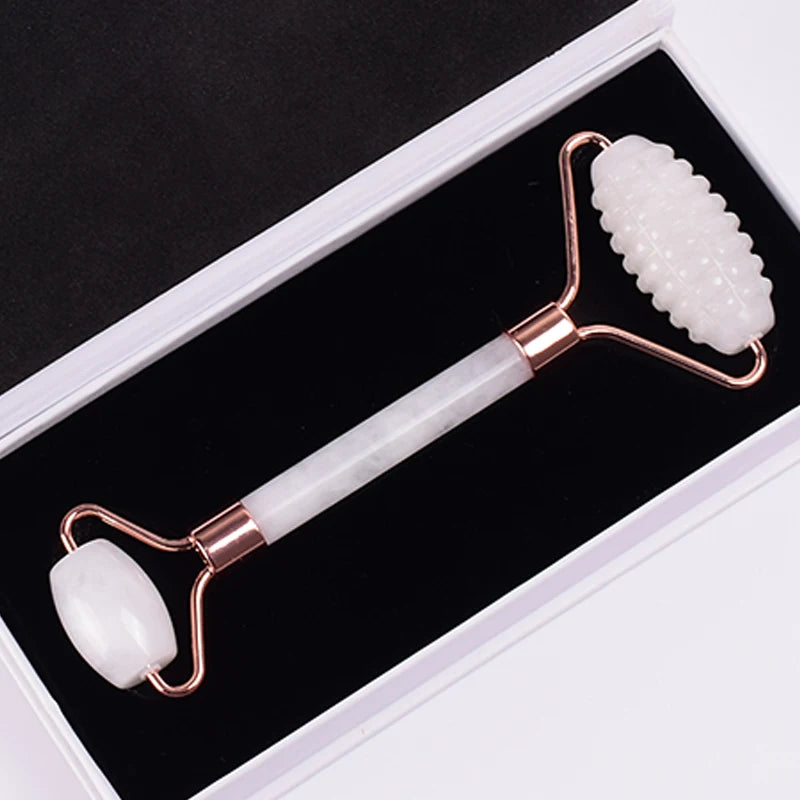 Set Rodillo Facial Dentado y Gua Sha de Jade Oro Rosa