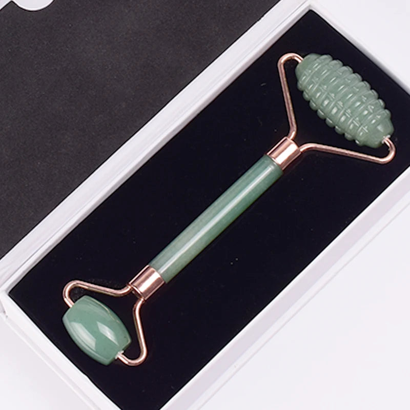 Set Rodillo Facial Dentado y Gua Sha de Jade Oro Rosa