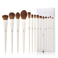 Set Premium 14 Brochas Negras con Estuche Magnetico